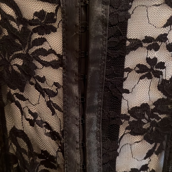 Seven ‘til Midnight Corset style Lace Up Lingerie Bustier Top 1X/2X - Picture 5 of 11